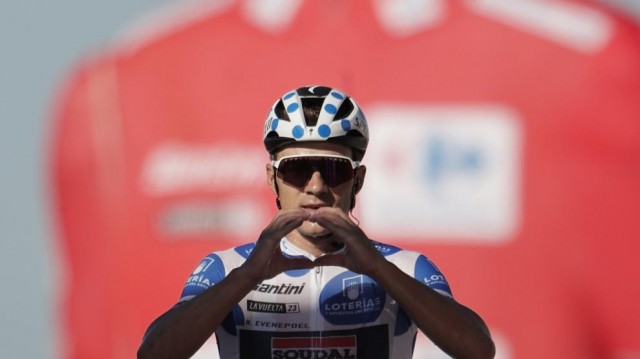 Evenepoel se exhibe para ganar en Cruz de Linares y Kuss amplía su ventaja en la general