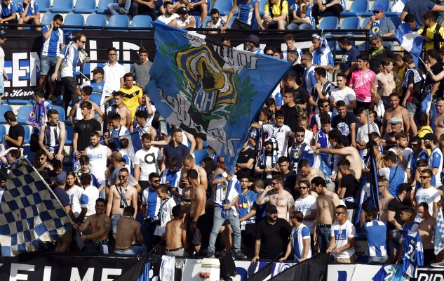 El Hércules invita a los partidos de Liga a los niños vinculados a las fiestas de Hogueras

