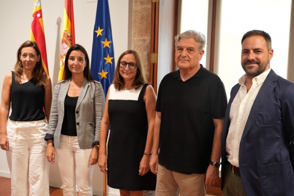 UGT propone un pacto de legislatura sobre las condiciones laborales del personal de la Generalitat
