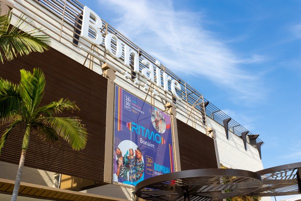 Bonaire pone 'ritmo' a la vuelta del verano con un festival repleto de música y deporte
