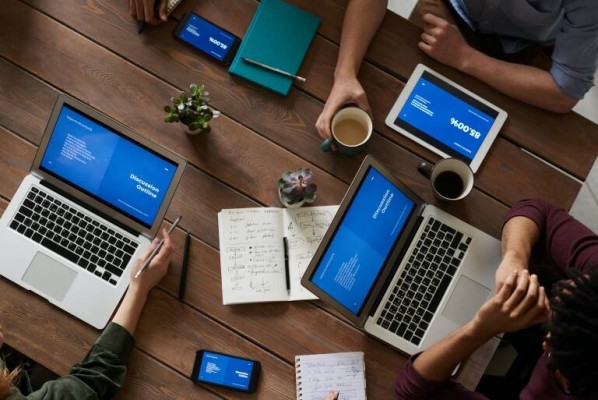 La economía digital aportó en torno a un 15% del PIB español en 2021 según el Ivie y Cotec