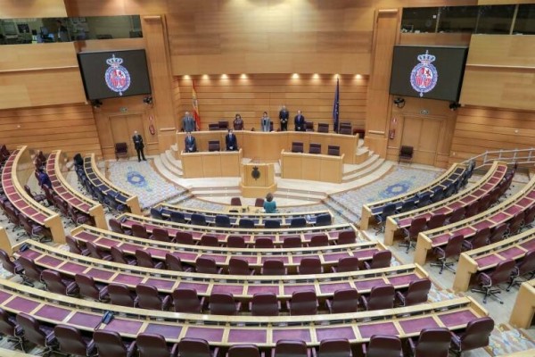 El Senado permite al PNV, Junts y Sumar contar con un grupo parlamentario propio