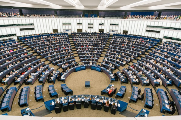 La UE da el primer paso para sumar 15 escaños en las próximas europeas, incluidos dos para España
