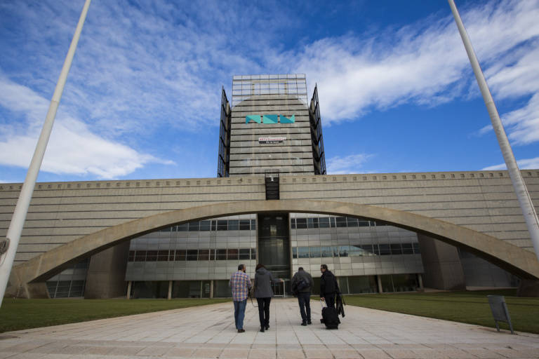 El TC desestima el recurso del PSOE contra el fin de RTVV al haber nueva ley