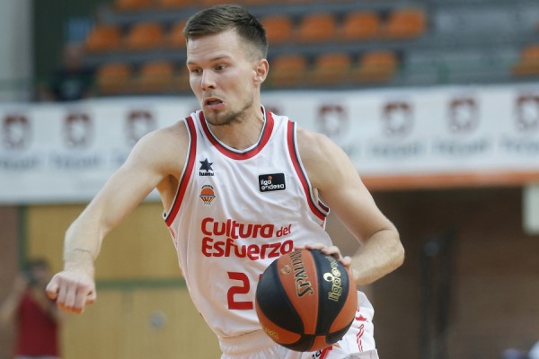 Hermannsson pasará por quirófano