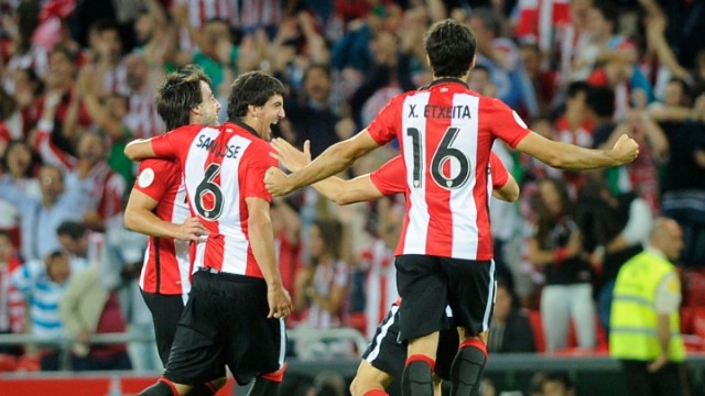 Aduriz lidera una goleada que ratifica el buen momento del Athletic