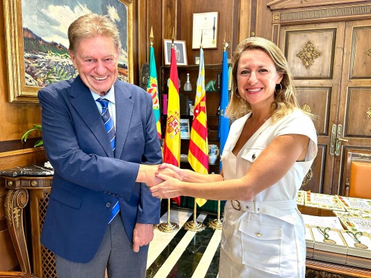 Carrasco apuesta por acercar la labor divulgativa de la Fundación Premios Rei Jaume I 

