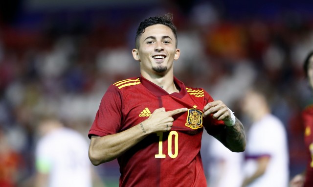 Yeremy Pino se incorpora a la Selección para el partido ante Chipre