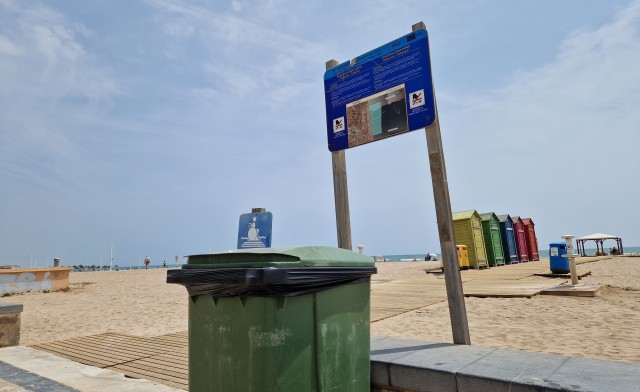 Reabierta al baño la playa de Port Saplaya, cerrada el viernes por la presencia de enterococos