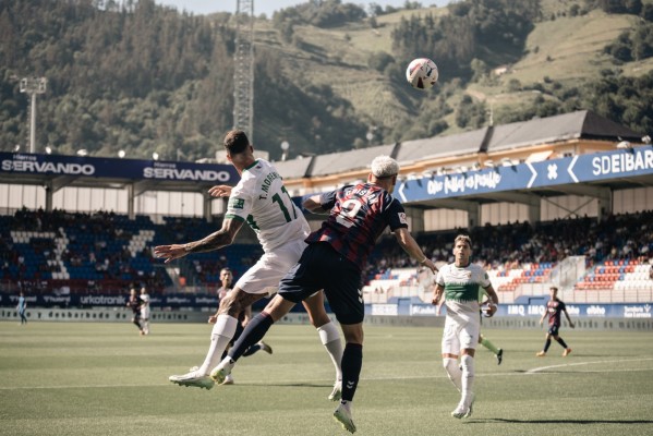  Quintero González arbitrará el Real Valladolid-Elche y Cid Camacho el Eldense-Alcorcón