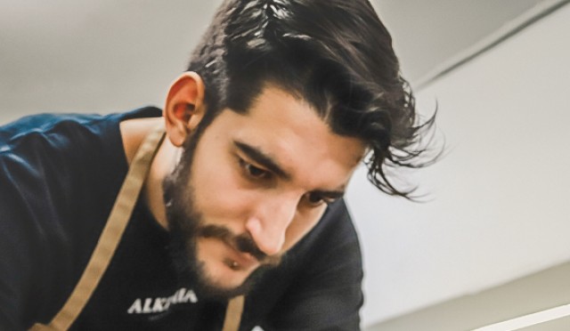 Alejandro Medina, de Alkimia New Taver de Alcantarilla, competirá por hacer las mejores patatas bravas
