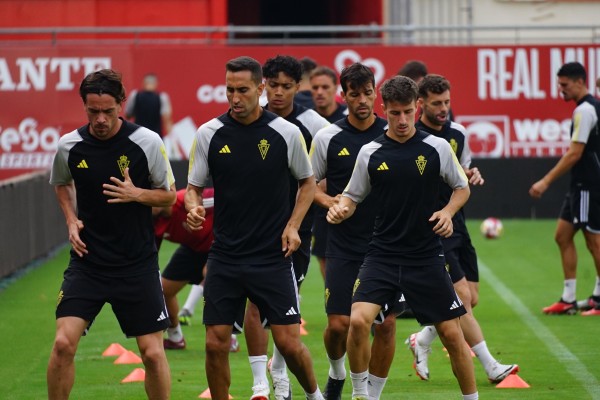 El Murcia recibe al Sanluqueño tras su fiasco con el Córdoba y Munúa habla de 