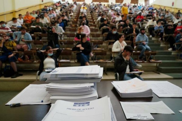 La CRUE aplaude el aplazamiento de la nueva selectividad pero pide coordinación y trabajo
