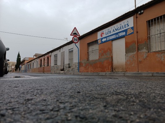 Tot era camp al barri dels Àngels