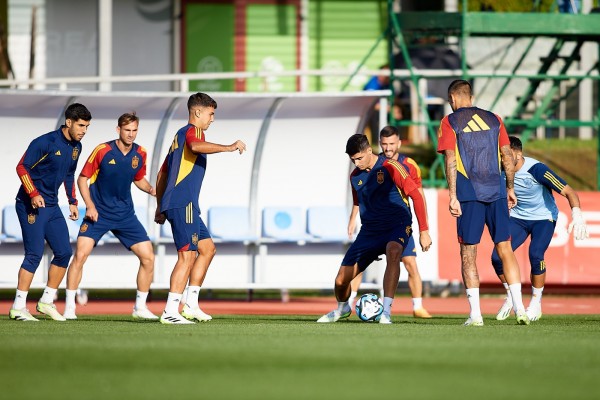 España necesita ganar para encauzar su camino hacia la Eurocopa 
