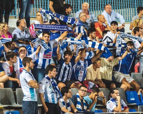 Las peñas podrían volver a El Collao tras ausentarse en el partido inaugural

