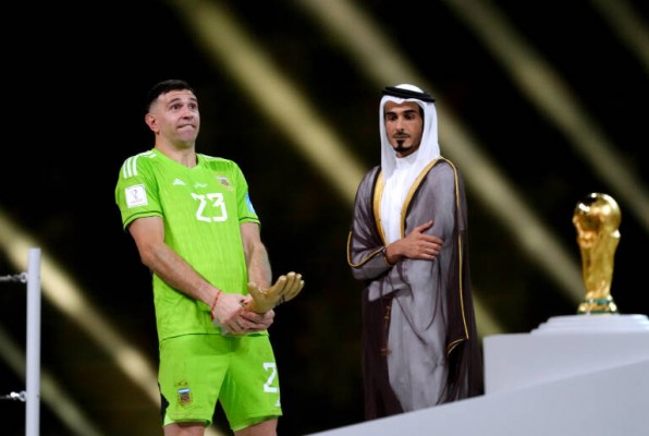 Emiliano Martínez, Courtois y Ter Stegen, entre los nominados al trofeo Yashin
