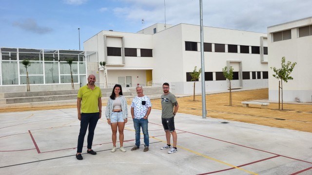 El curso escolar arranca en el CEIP nº2 de Castalla con 150 alumnos y 17 personas como profesorado