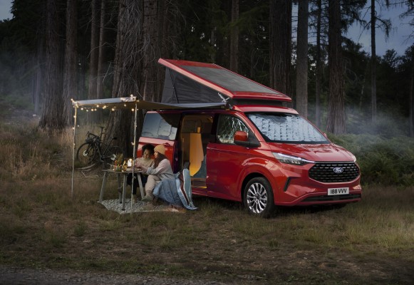 Ford presenta la nueva generación de la Nugget Camper Van
