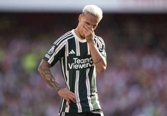 El Manchester United reconoce las acusaciones contra Antony por presunta violencia doméstica