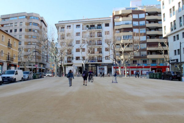 Porticada construirá la plaza del ambulatorio de Dénia dos años después de conocerse el proyecto

