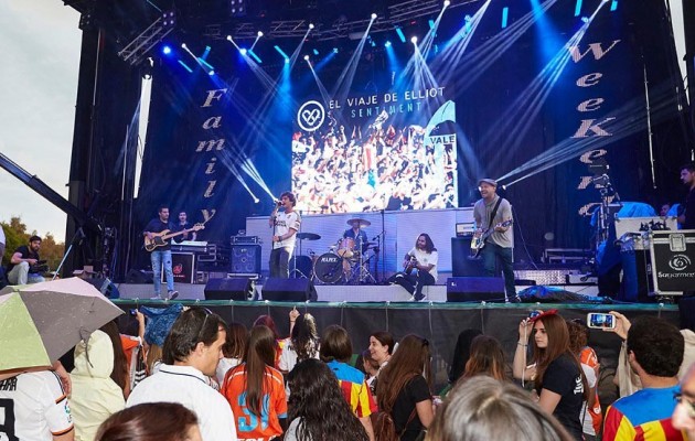 El Valencia inaugura la primera Fan Zone de la temporada ante el Levante