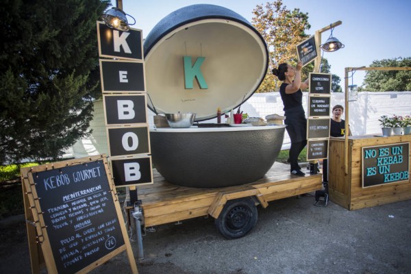 A los empresarios hosteleros se les sigue atragantando la 'alegalidad' del street food