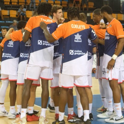 El Valencia afronta invicto ante el Zaragoza de Okafor su cuarta prueba