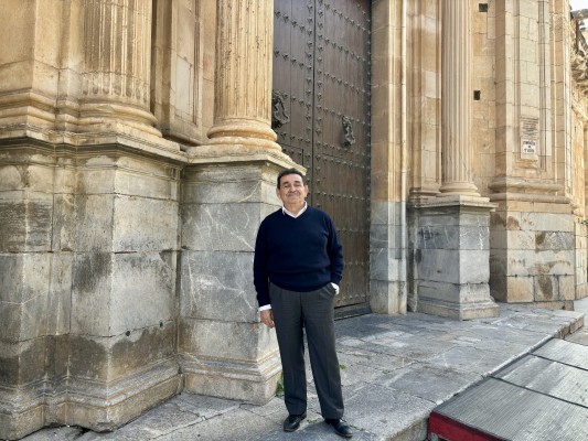 Las ventas se imponen en la apertura bursátil 