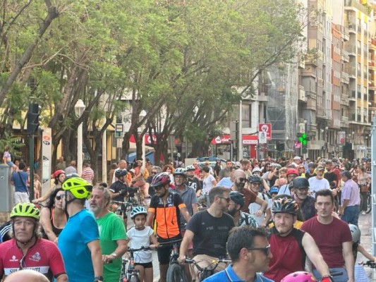Otra 'bicifestación' en Elche el 23 de septiembre por la supresión de los carriles bici