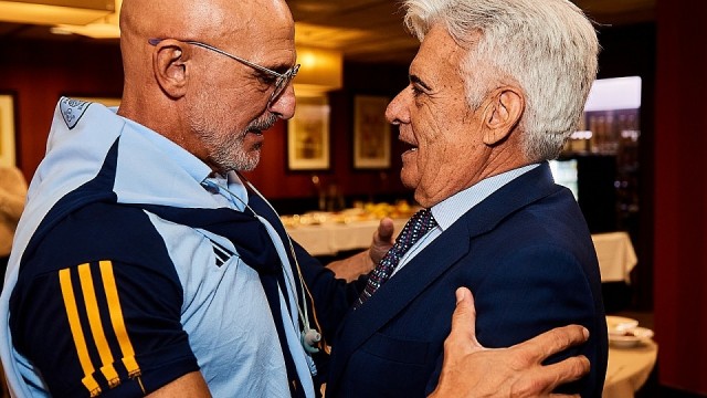 Pedro Rocha apoya a De la Fuente y pide unidad a los internacionales

