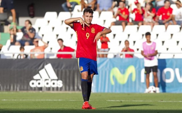 Gayà y Munir, convocados con la sub 21, Mina se cae