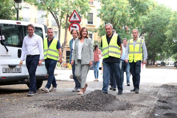 València afronta una nueva fase de renovación de calles y aceras de la ciudad

