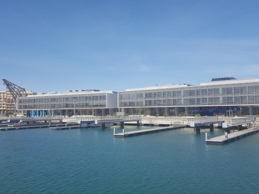 Lanzadera selecciona a más de 100 empresas de sectores como inmobiliario, educación o salud