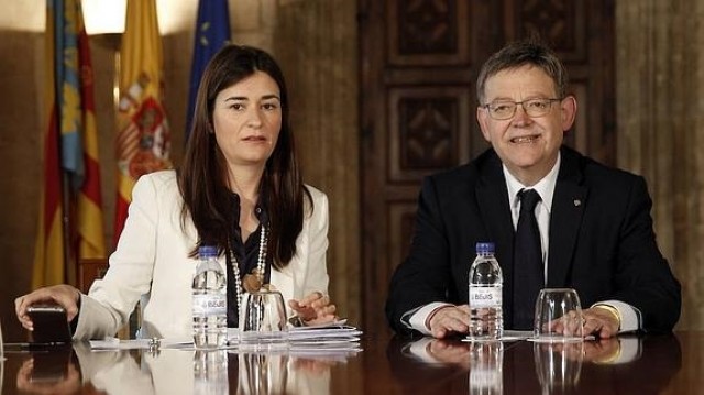 Tots a una veu?