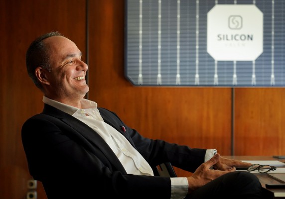Silicon Valen vende más de 100.000 paneles solares y amplía su portfolio para subirse al autoconsumo 