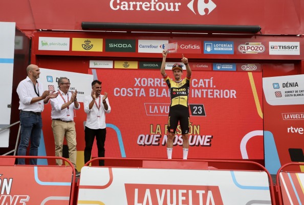 Alicante se luce en la octava etapa de la Vuelta 
