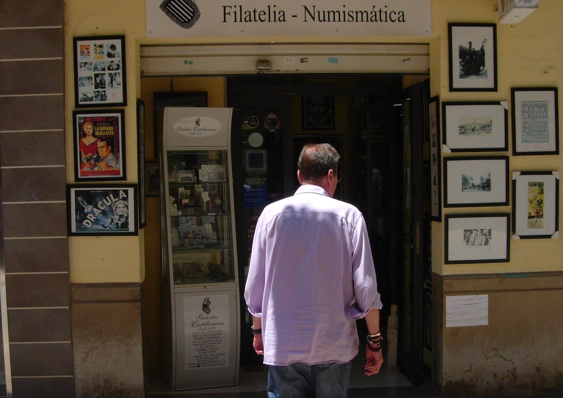 Dentro de 'Galerías Castellonense': 