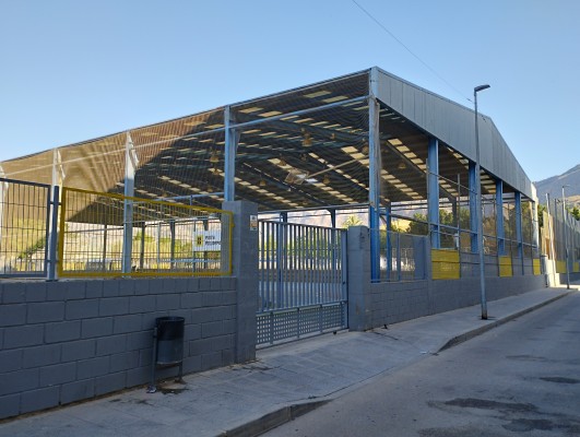 Orihuela licita los suministros para mantener 36 zonas deportivas: 566.064 euros en tres años