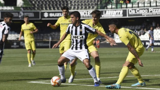 El Castellón cede a Carles Salvador y Pablo García a Segunda RFEF y se queda sin castellonenses