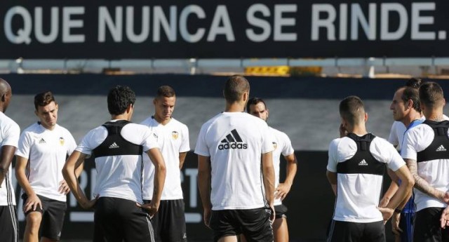 El Valencia CF presupuesta para las fichas de la plantilla 47 millones de euros