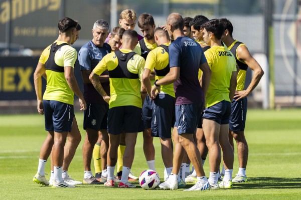 El Villarreal visita al Cádiz en busca de los puntos que no encuentra en La Cerámica
