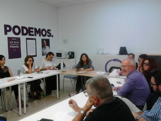 Montiel da un paso adelante y convoca el Vistalegre valenciano