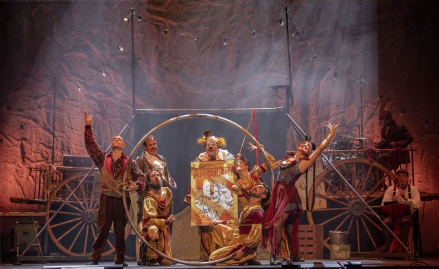 Vinaròs y Almassora se llenan de circo contemporáneo