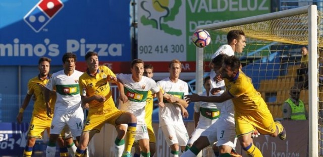 El Elche no consigue nada positivo en su visita a Alcorcón