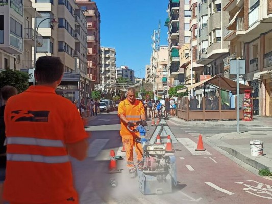 El bipartito de Elche convertirá en ciclocalle José María Buck e impulsará más, también carriles bici segregados