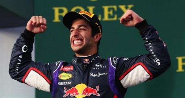 Ricciardo encabeza el doblete de Red Bull en Sepang