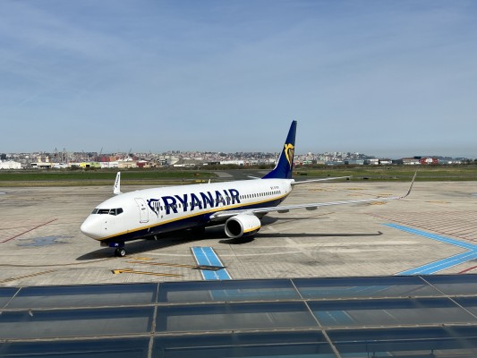 Ryanair cancela más de 300 vuelos por el fallo técnico en el control aéreo en Reino Unido

