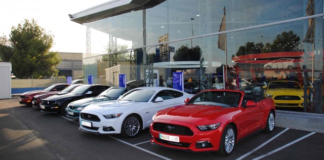 Vedat Mediterráneo organiza una quedada Mustang en sus instalaciones Ford Store de Catarroja