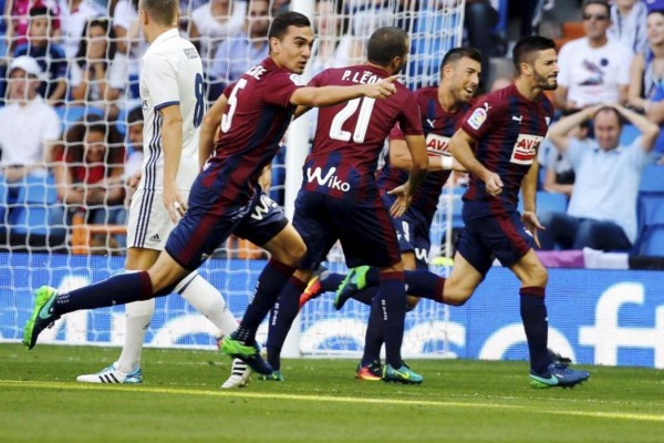 El Eibar conquista un punto histórico ante un Real Madrid fundido